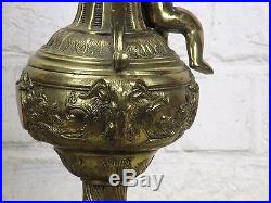 Vintage Couple Candle Holders Ornate Sitting Angels Cherubs Putti Brass 16.53