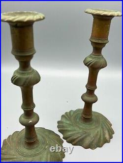 Vintage Pair of Virginia Metalcrafters Brass Colonial Williamsburg Candlesticks