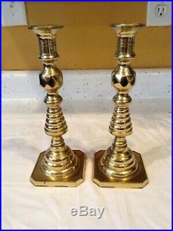 Vintage Virginia Metal Crafters Pair Brass Candle Holders Williamsburg Va 10