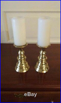 Vintage Williamsburge Brass Candleholder Picket Candlesticks Pair (2)