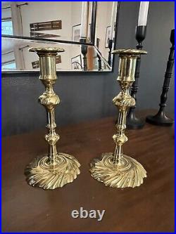 Virginia Metalcrafter Bronze Brass Swirl Embellished Candle Holder Pair Set